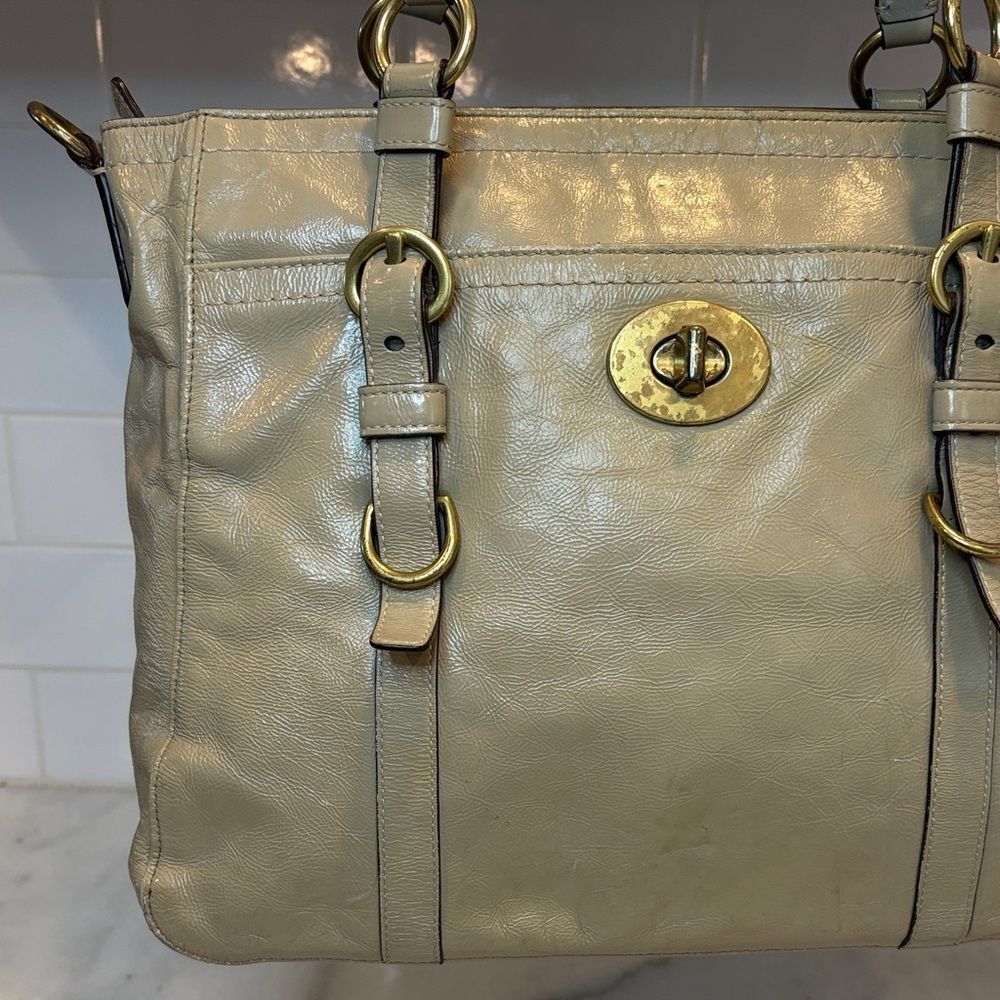 Coach Bag Purse Handbag Leather Chelsea Taupe Patent Convertible Tote Satchel - Picture 3 of 16